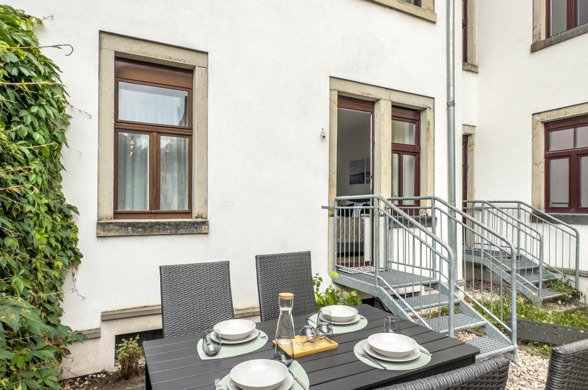 Design 2R Apartment Dresden Neustadt - Garten - Elbnahe - Airport Экстерьер фото